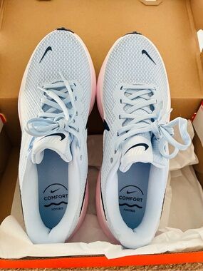 Nike Women’s Light Blue and Pink Cushioned Running Shoes